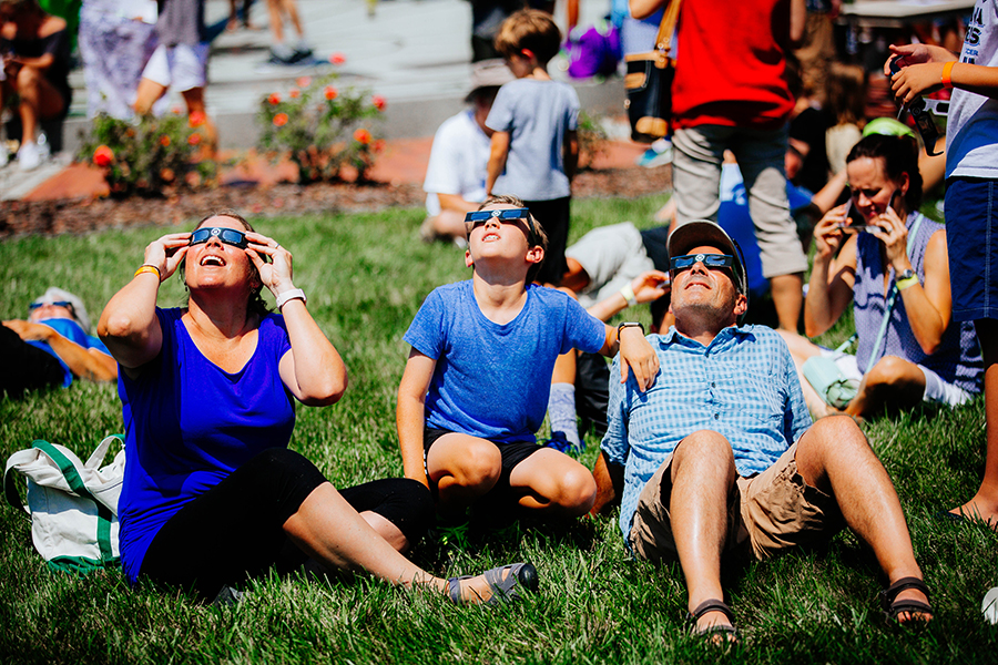 How to Ensure Your Eyes Stay Protected During An Eclipse